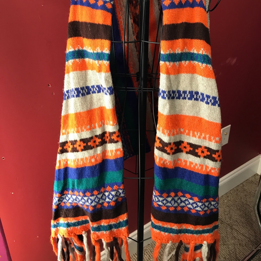 Sleeveless cardigan Aztec stripes size m/large